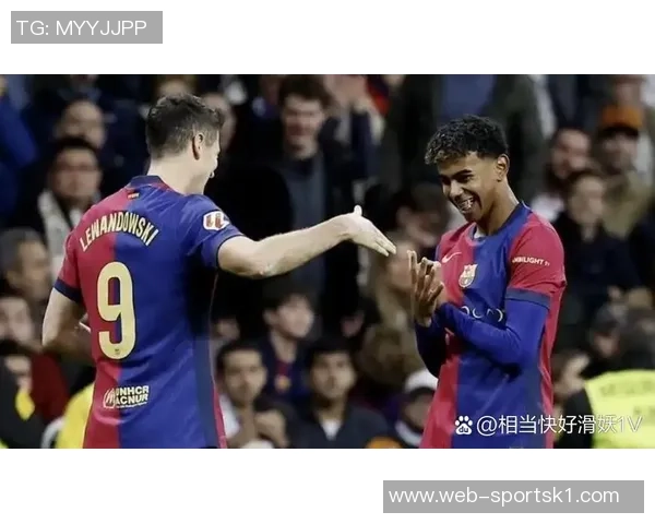 巴萨全力以赴征战国王杯莱万亚马尔佩德里德容悉数在列